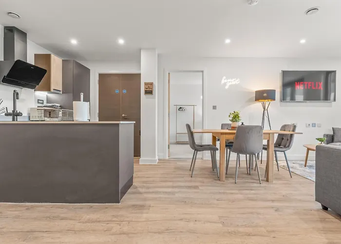 Centre - Minster Views - Gym Access - Sleeps 7 Lägenhet *